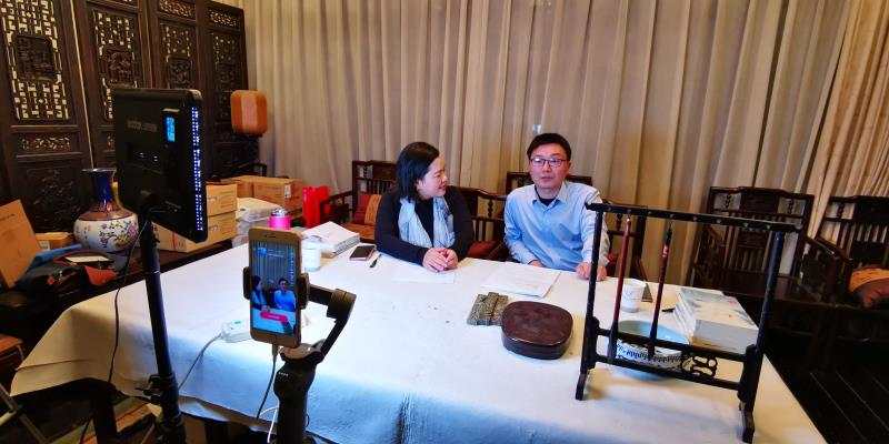 曾冬所著《唐詩素描》《宋詞素描》推出增值紀念版